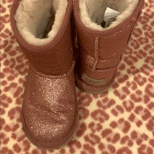 COPY - Girls glitter Uggs